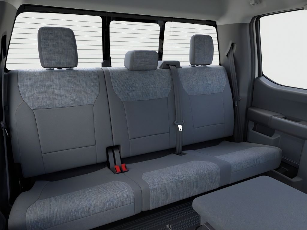 2025 Ford F-250 Super Duty XLT - Photo 13