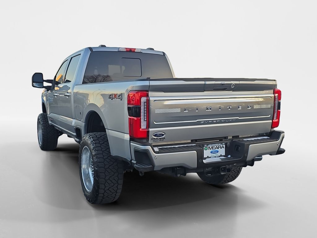 2024 Ford F-350 photo 3