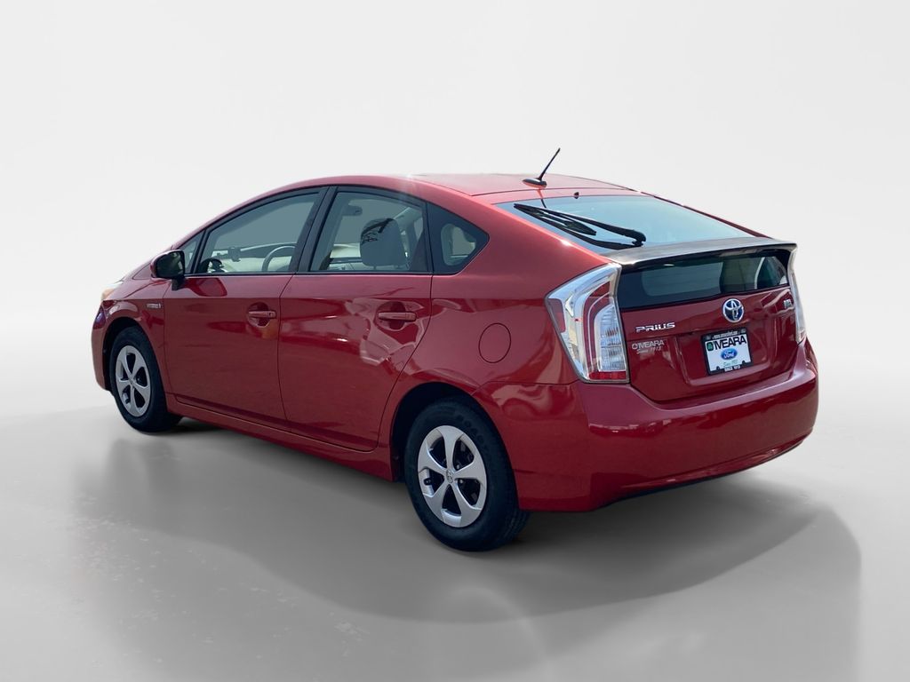 2013 Toyota Prius Four photo 3