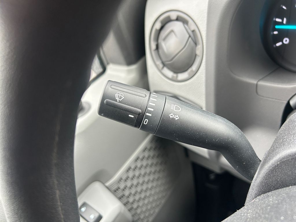 2025 Ford E-Series Cutaway Base - Photo 21