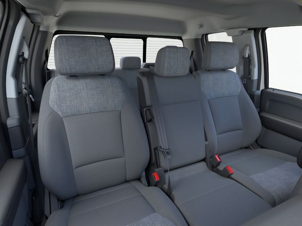 2025 Ford F-250 Super Duty XLT - Photo 12