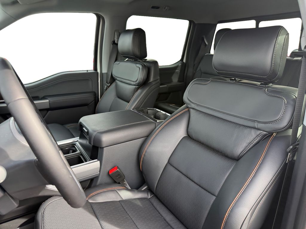 2025 Ford F-350 Super Duty Lariat - Photo 24