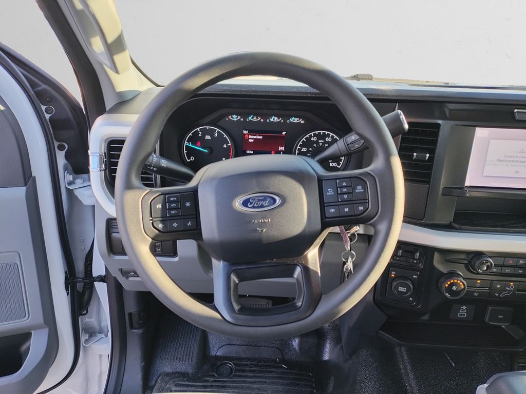 2025 Ford F-450 Super Duty Chassis Cab XL - Photo 12