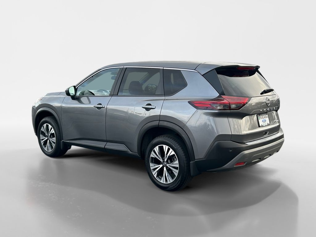 2023 Nissan Rogue SV photo 3