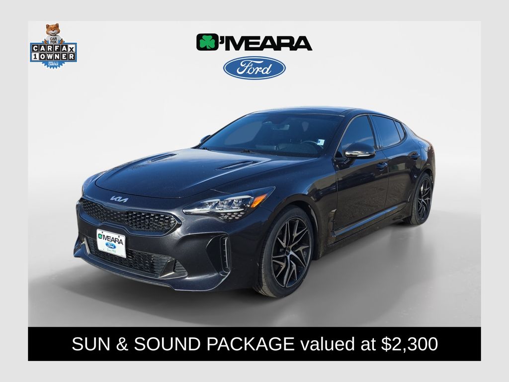 2023 Kia Stinger GT-Line's photo