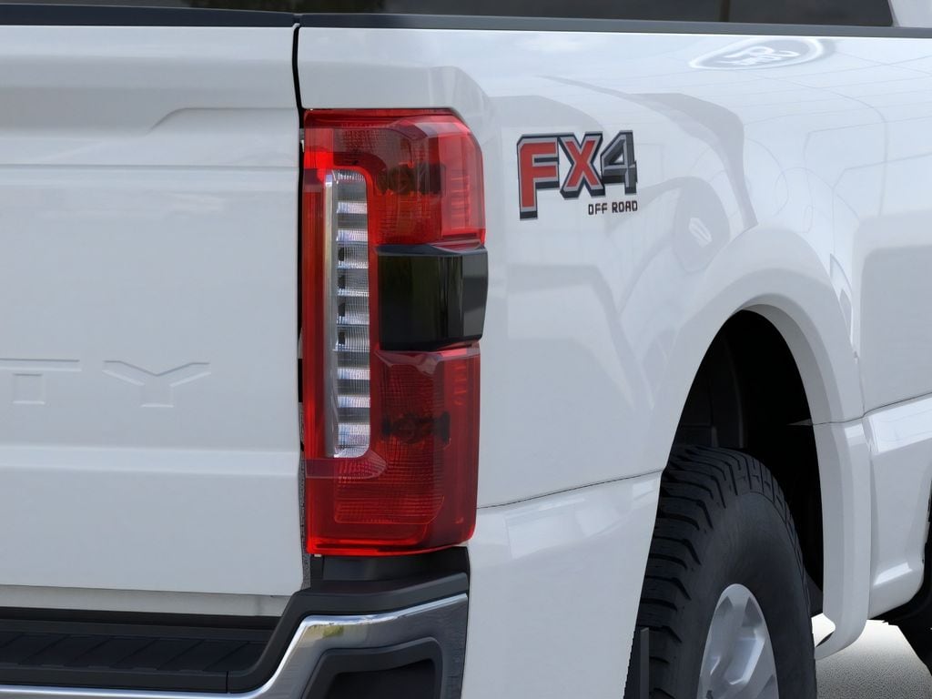 2025 Ford F-250 Super Duty XLT - Photo 22