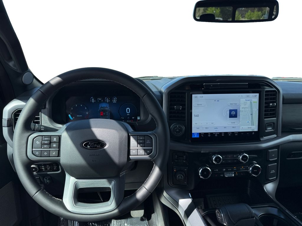 2025 Ford F-150 XLT - Photo 25