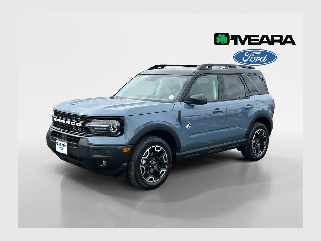 2025 Ford Bronco Sport Outer Banks's photo