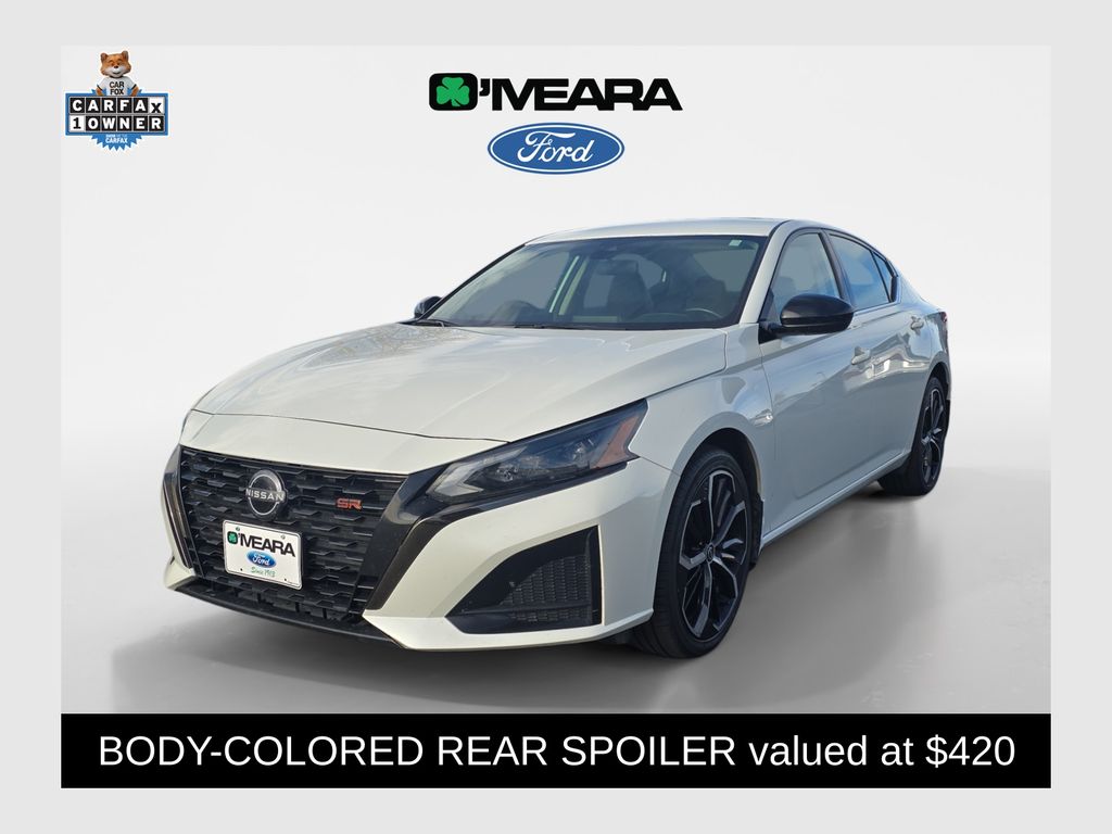 2023 Nissan Altima SR