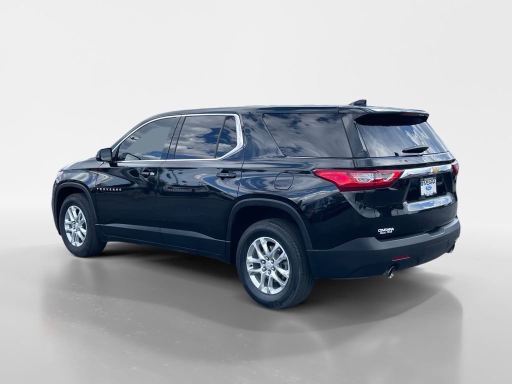 2020 Chevrolet Traverse LS photo 3