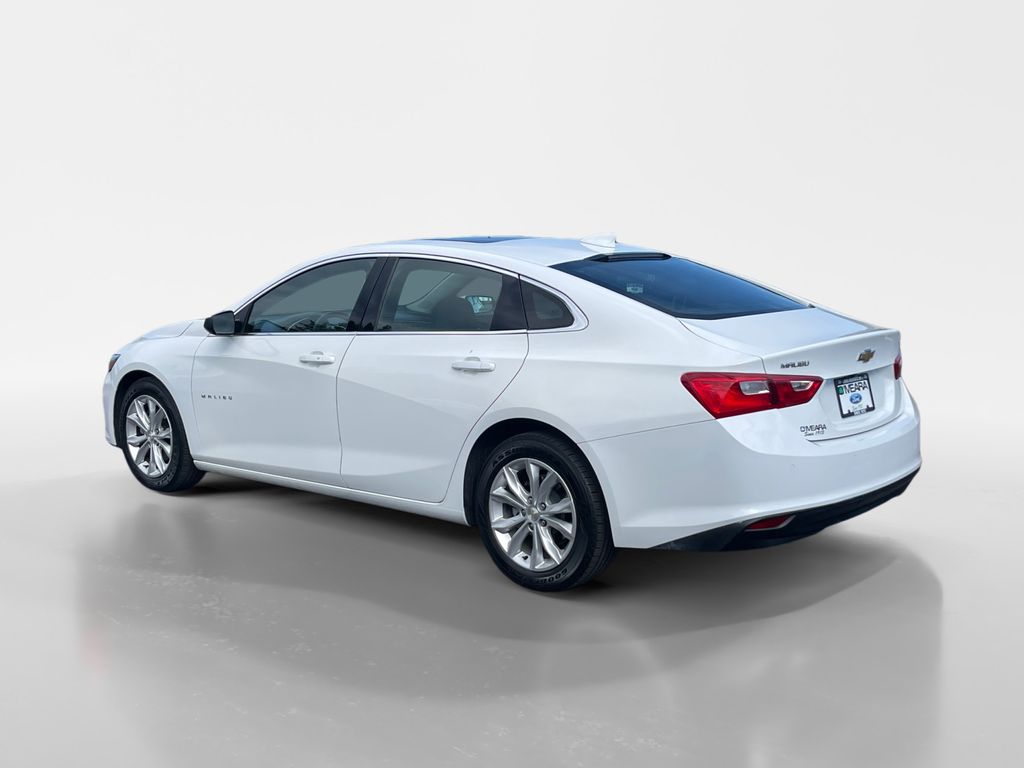 2024 Chevrolet Malibu 1LT photo 3