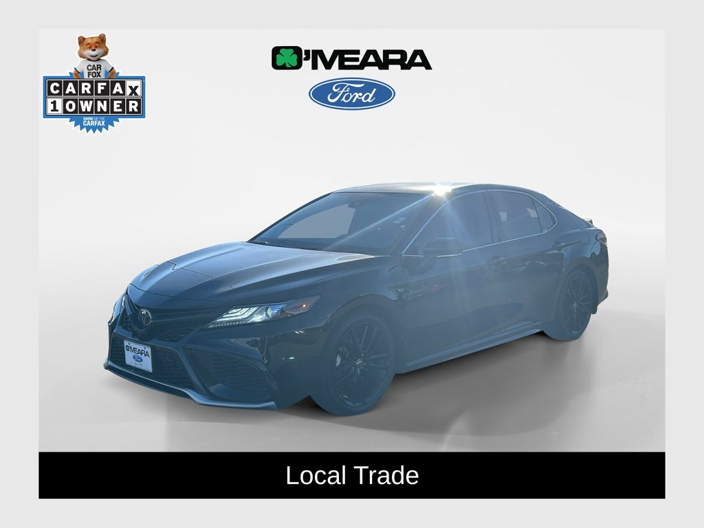 2023 Toyota Camry XSE's photo