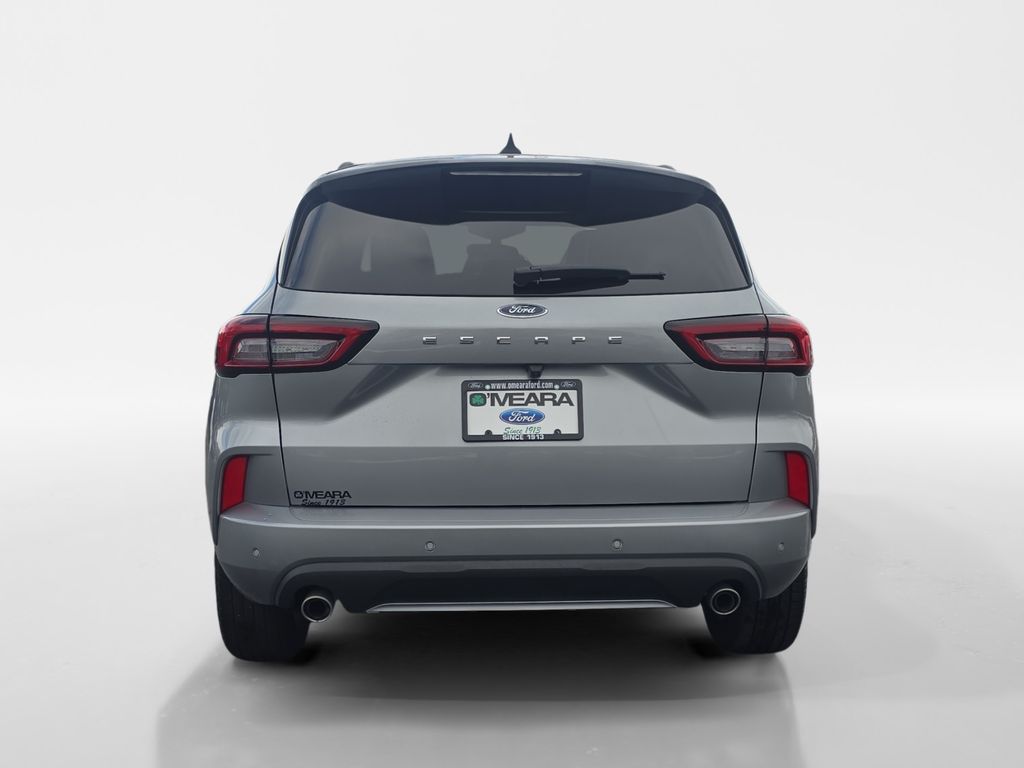 2023 Ford Escape ST-Line photo 3