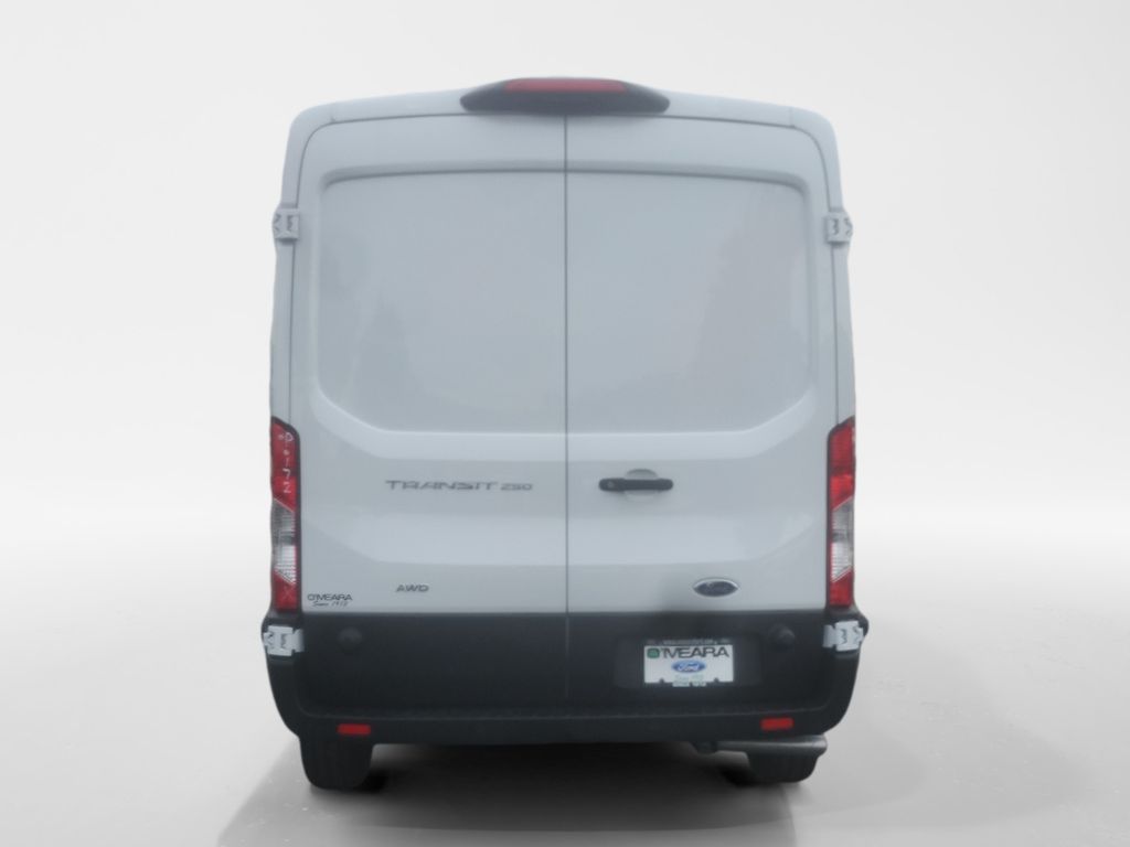 2024 Ford Transit photo 3