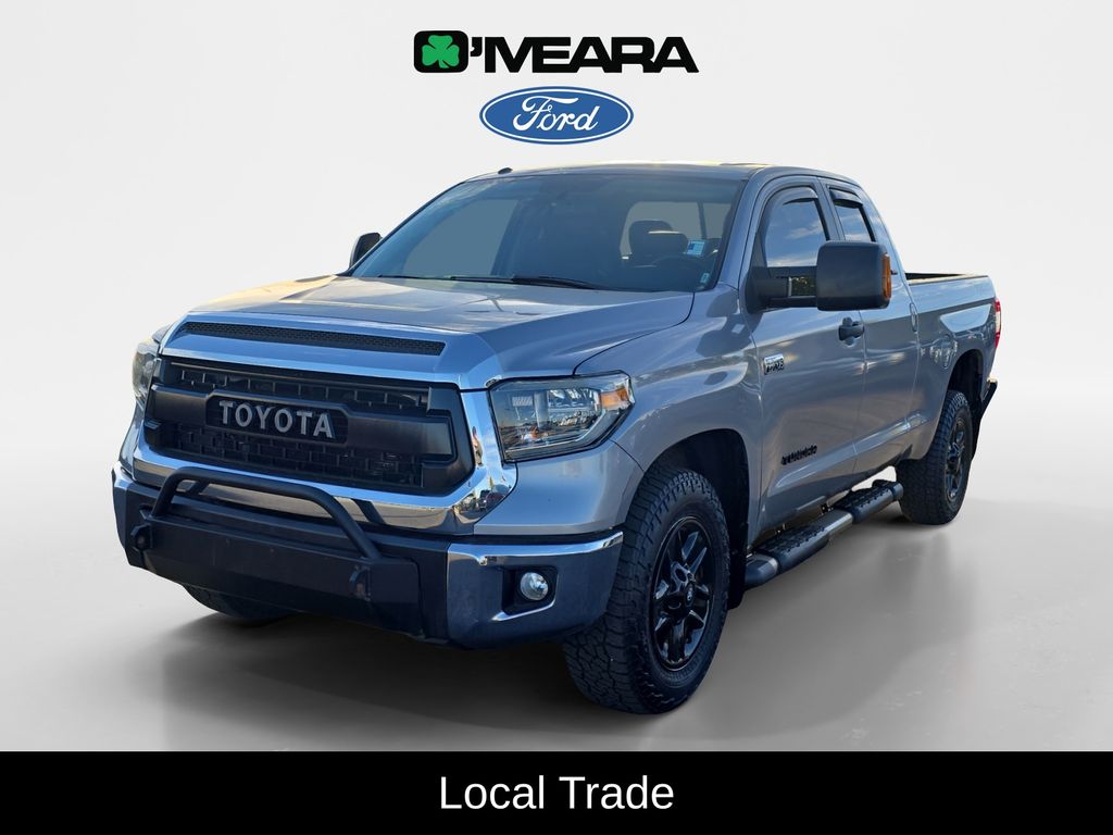 2017 Toyota Tundra SR5