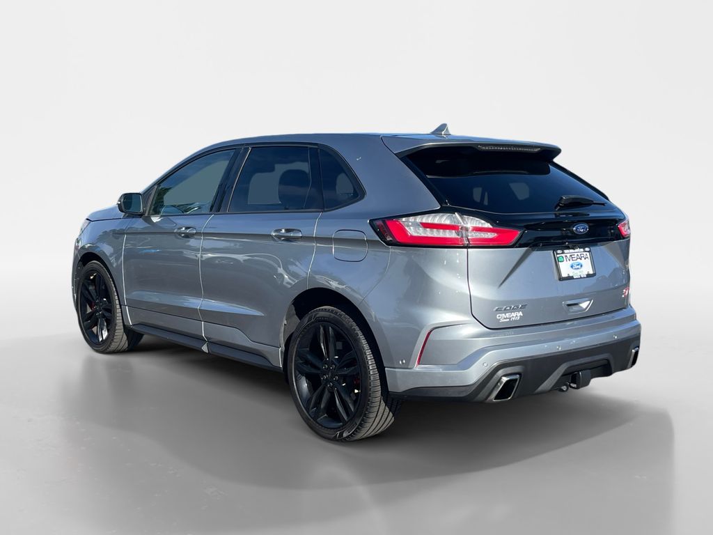 2020 Ford Edge ST photo 2