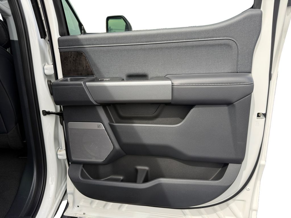 2025 Ford F-350 Super Duty Lariat - Photo 18
