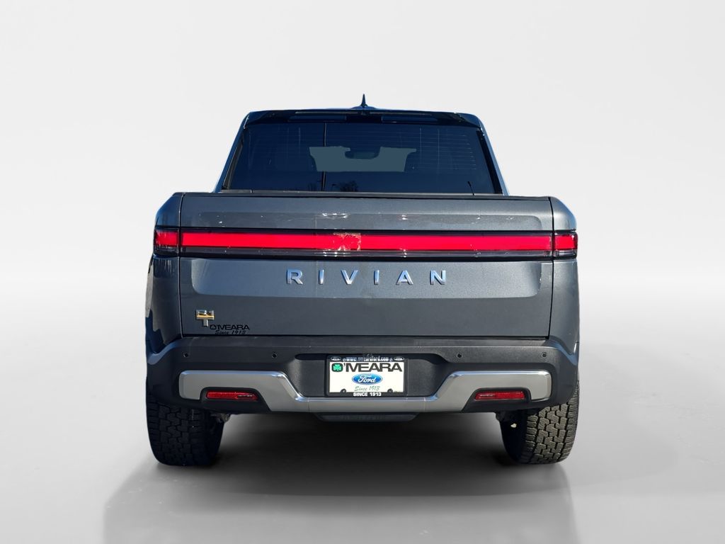 2022 Rivian R1T Adventure photo 3