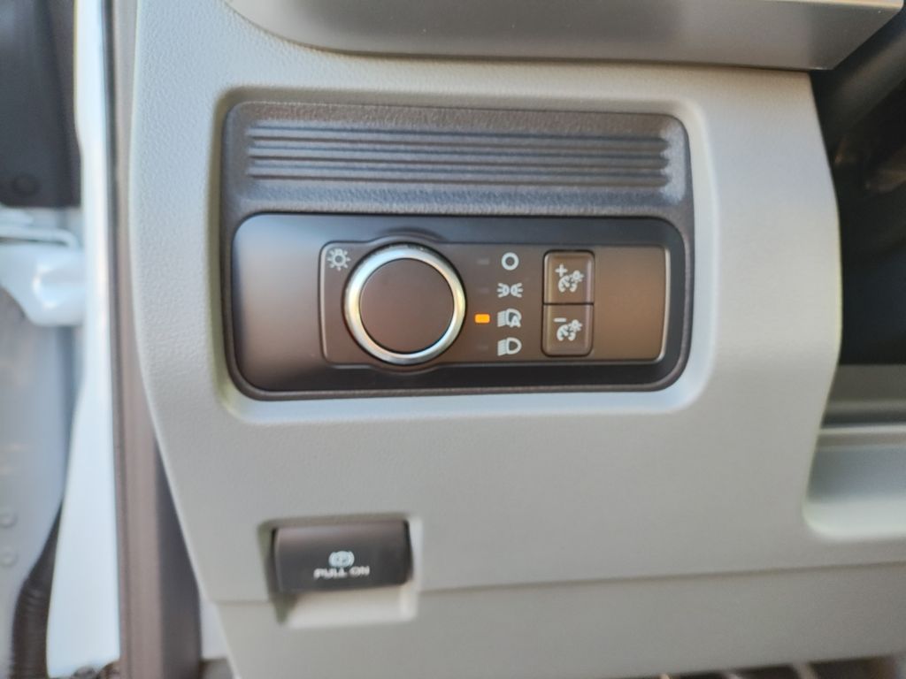 2025 Ford F-450 Super Duty Chassis Cab XL - Photo 20