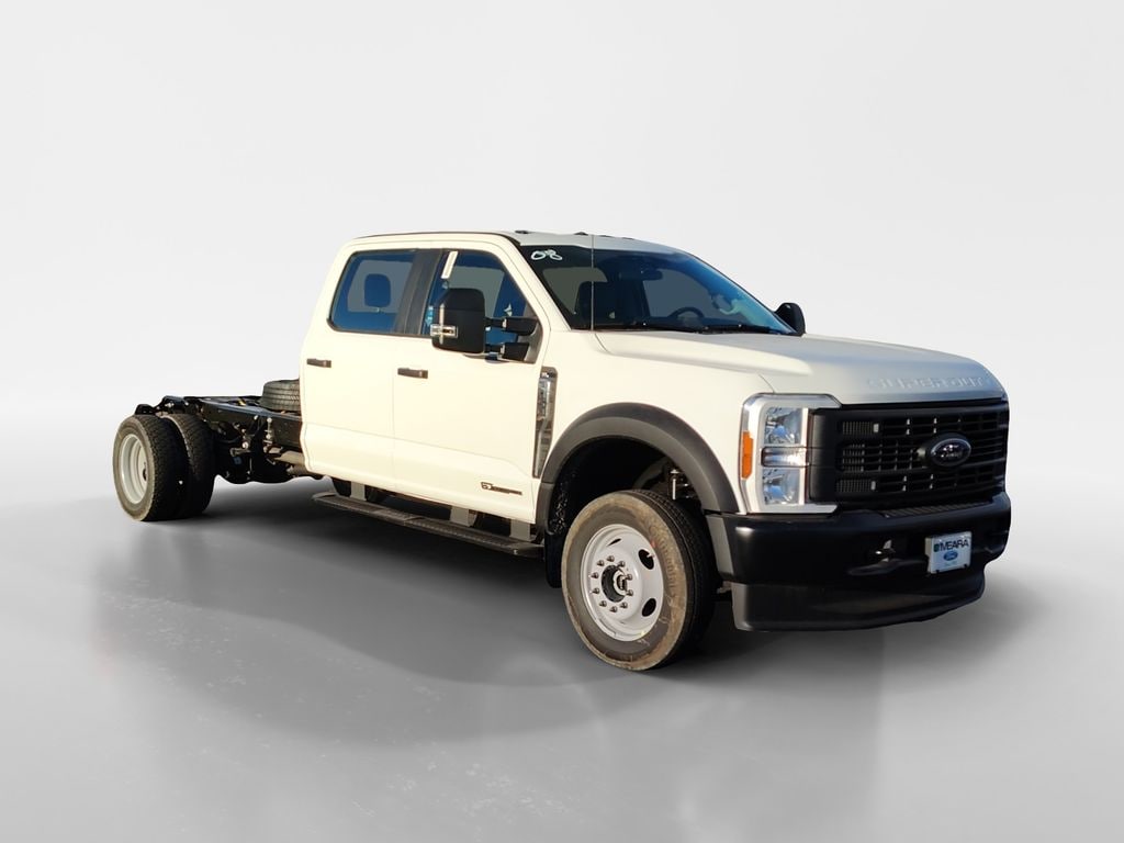 2025 Ford F-450 Super Duty Chassis Cab XL - Photo 7
