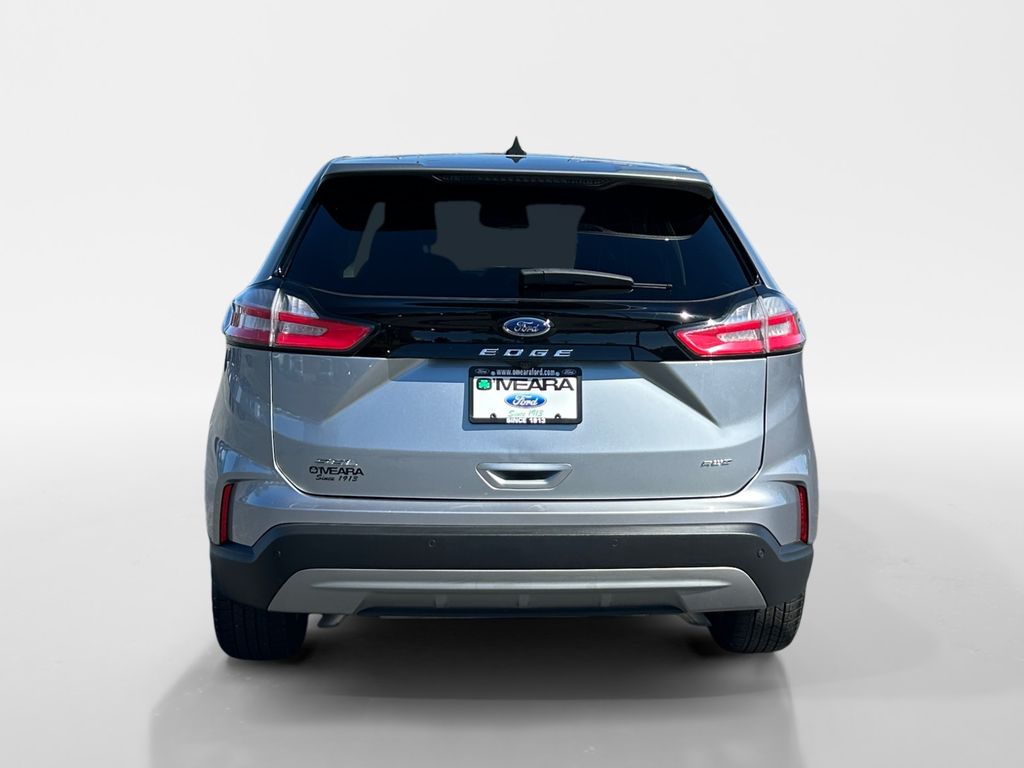 2023 Ford Edge SEL photo 4