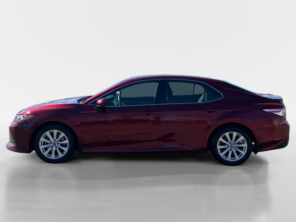 Used 2018 Toyota Camry LE with VIN 4T1B11HK8JU567287 for sale in Northglenn, CO