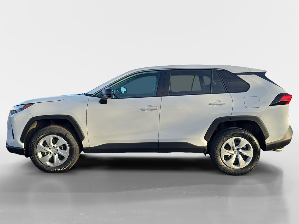 2024 Toyota RAV4 LE photo 2
