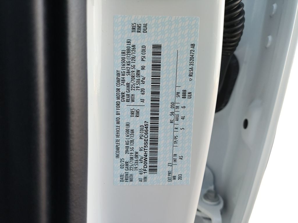 2025 Ford F-450 Super Duty Chassis Cab XL - Photo 19