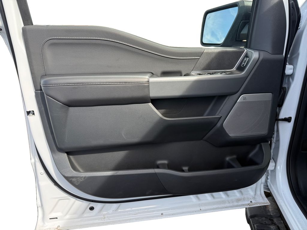 2025 Ford F-150 XLT - Photo 22