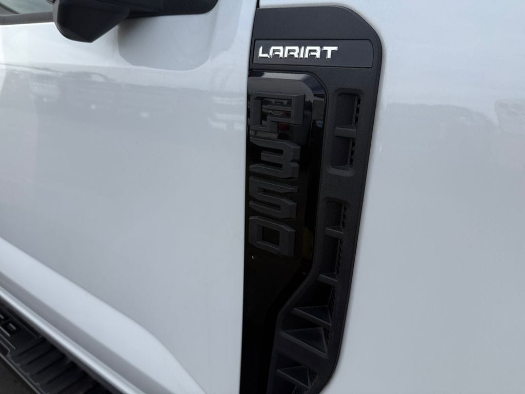 2025 Ford F-350 Super Duty Lariat - Photo 25