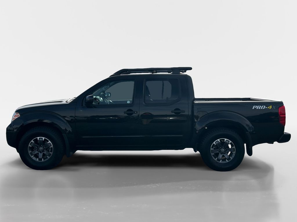 2021 Nissan Frontier PRO-4X photo 2
