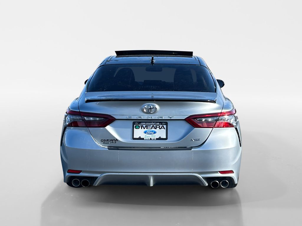 2021 Toyota Camry XSE photo 3