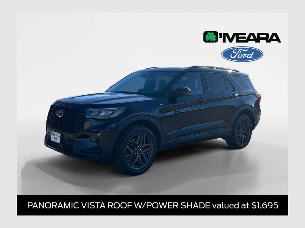 2025 Ford Explorer ST-LINE's photo