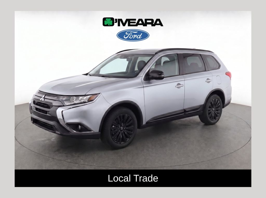 2020 Mitsubishi Outlander LE S-AWC's photo