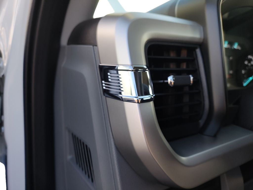 2025 Ford F-450 Super Duty Chassis Cab XL - Photo 21