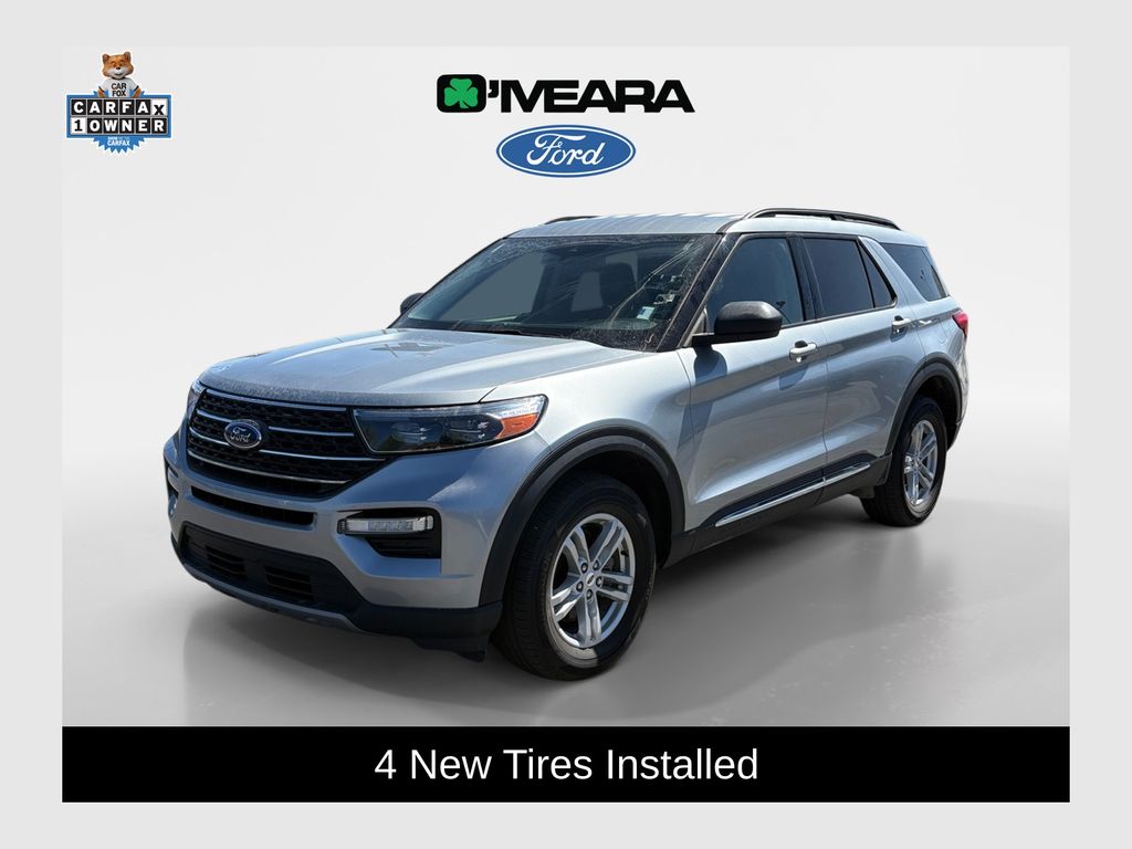 2023 Ford Explorer XLT 4WD's photo