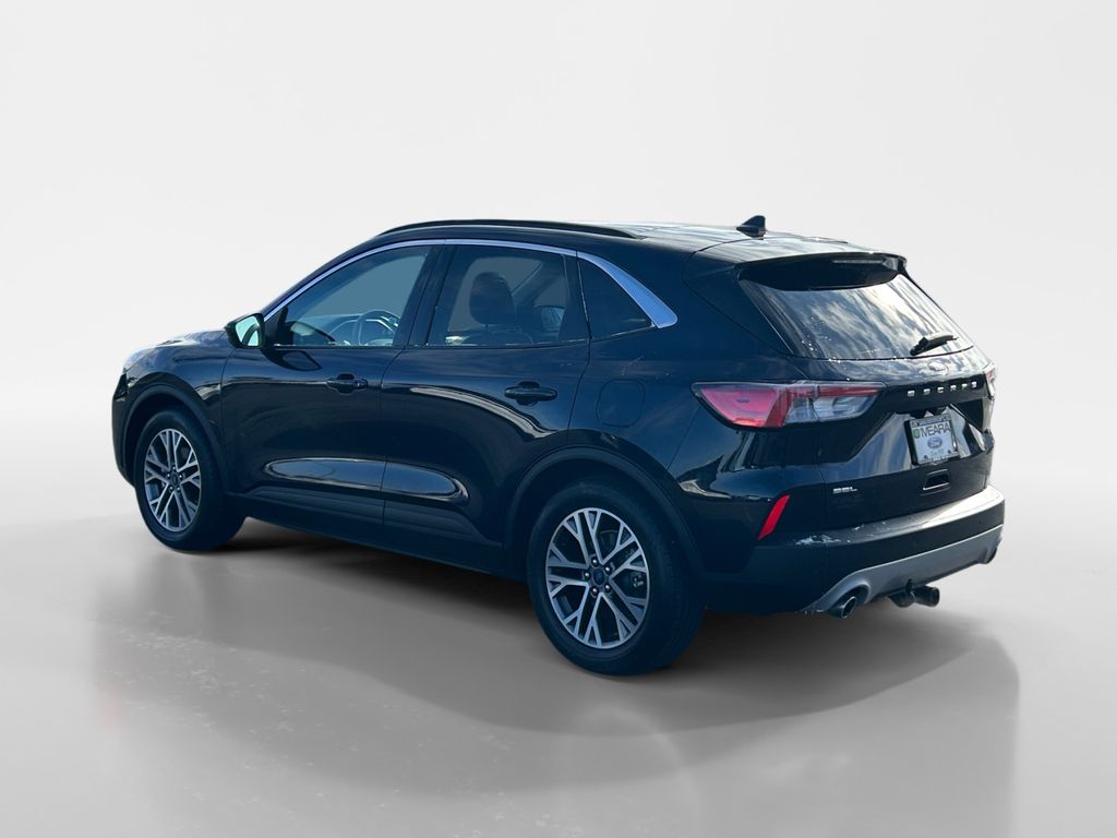 2021 Ford Escape SEL photo 3