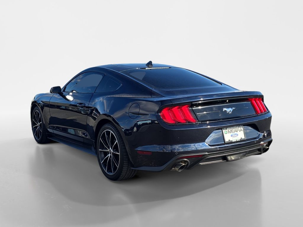 2021 Ford Mustang EcoBoost photo 3