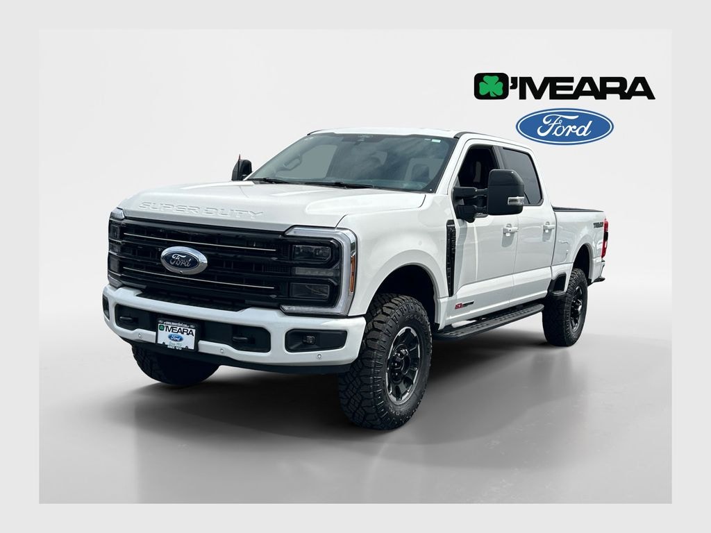 New 2025 Ford Super Duty F-350 Platinum Truck Crew Cab