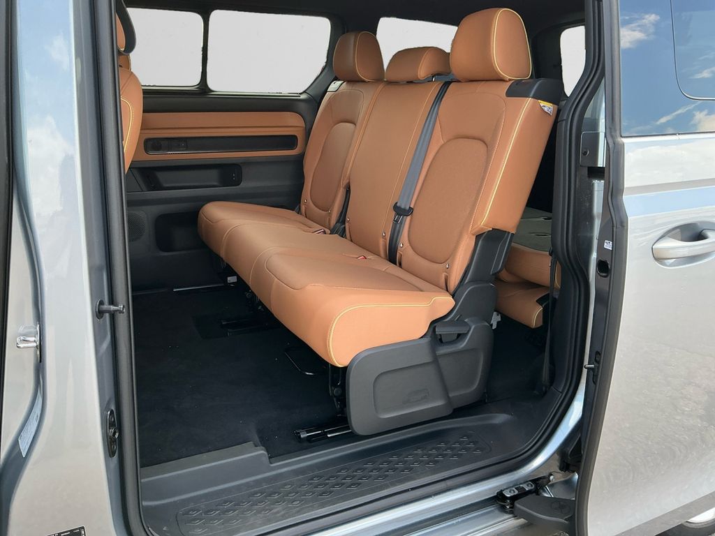 2025 Volkswagen ID. Buzz PRO S - Photo 13