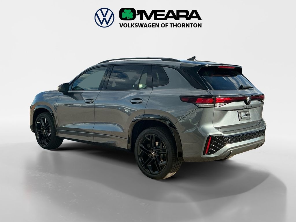New 2025 Volkswagen Tiguan 2.0T SE R-Line Black SUV