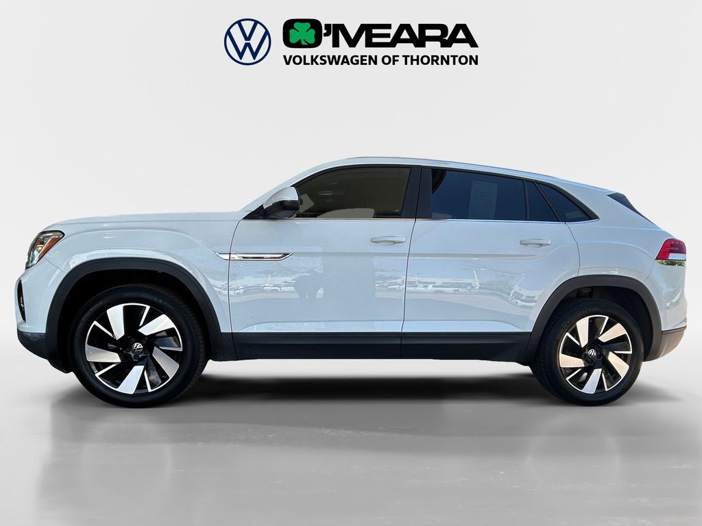 Used 2024 Volkswagen Atlas Cross Sport SE w/Tech with VIN 1V2HE2CA2RC218410 for sale in Thornton, CO