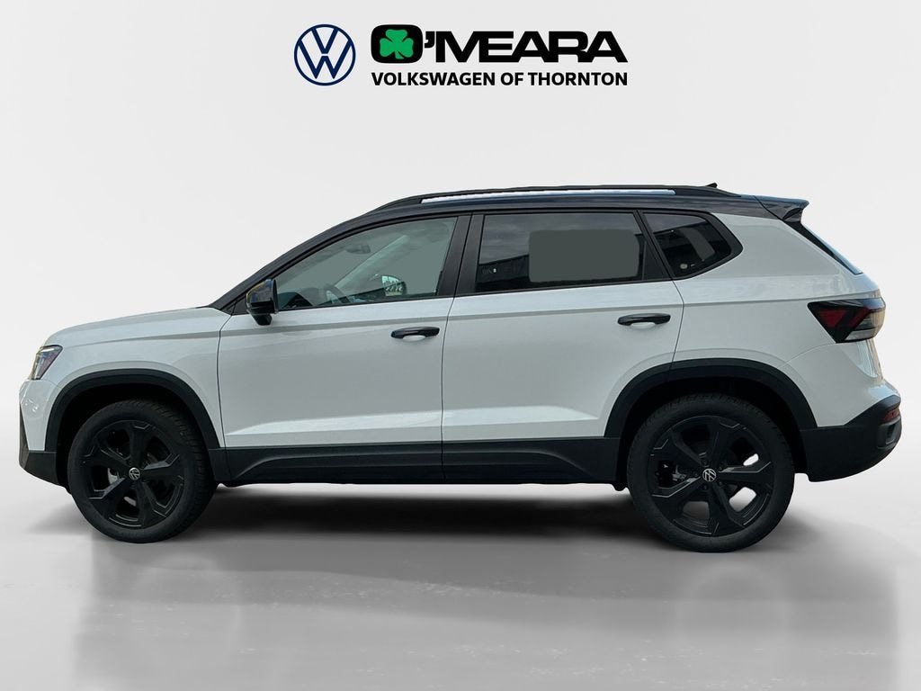 New 2025 Volkswagen Taos 1.5T SE Black SUV