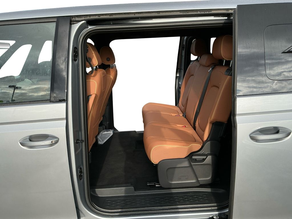 2025 Volkswagen ID. Buzz PRO S - Photo 22