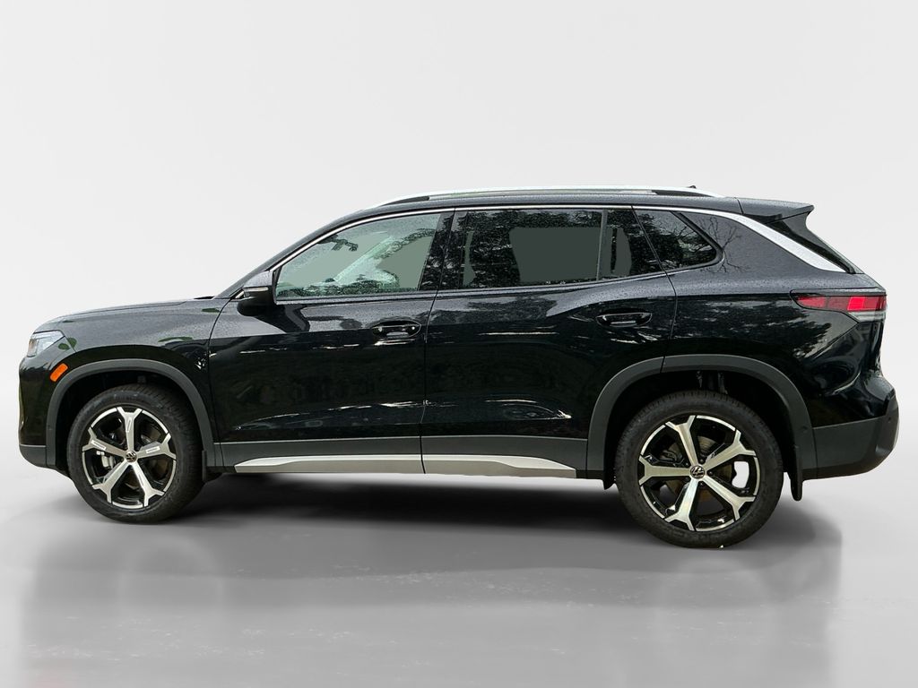 2025 Volkswagen Tiguan SE photo 2