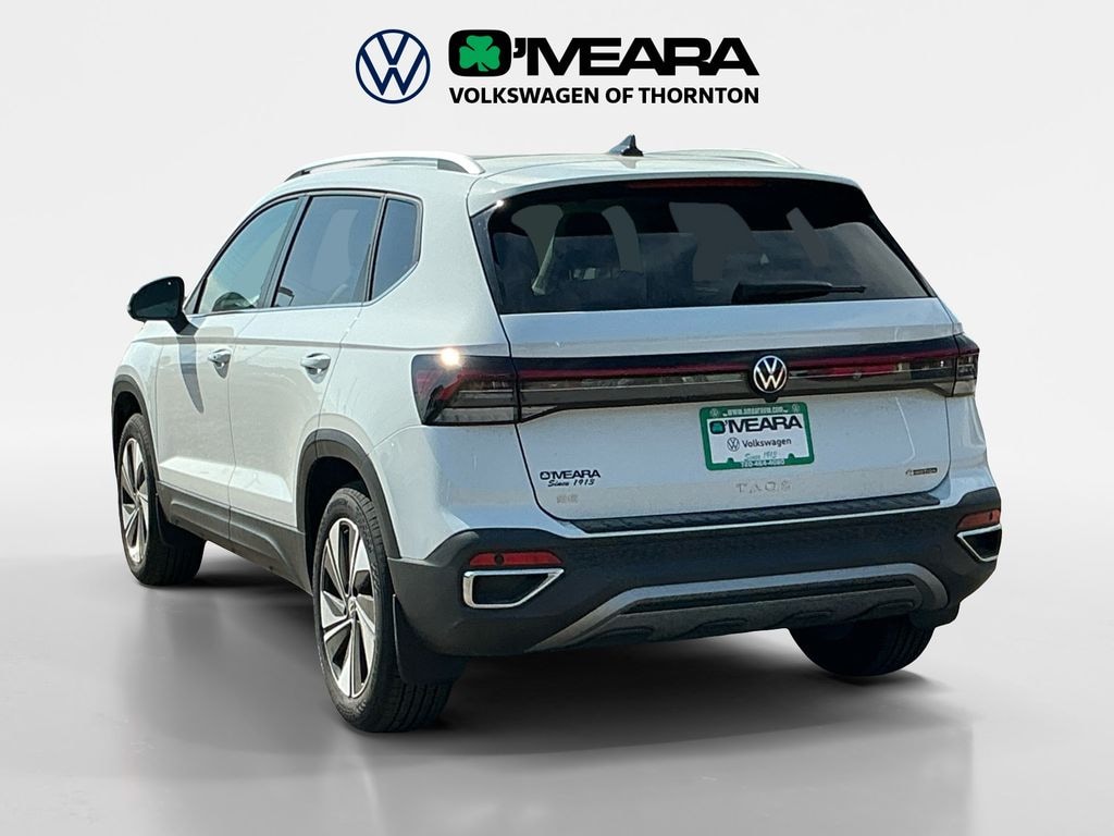 New 2025 Volkswagen Taos 1.5T SE SUV