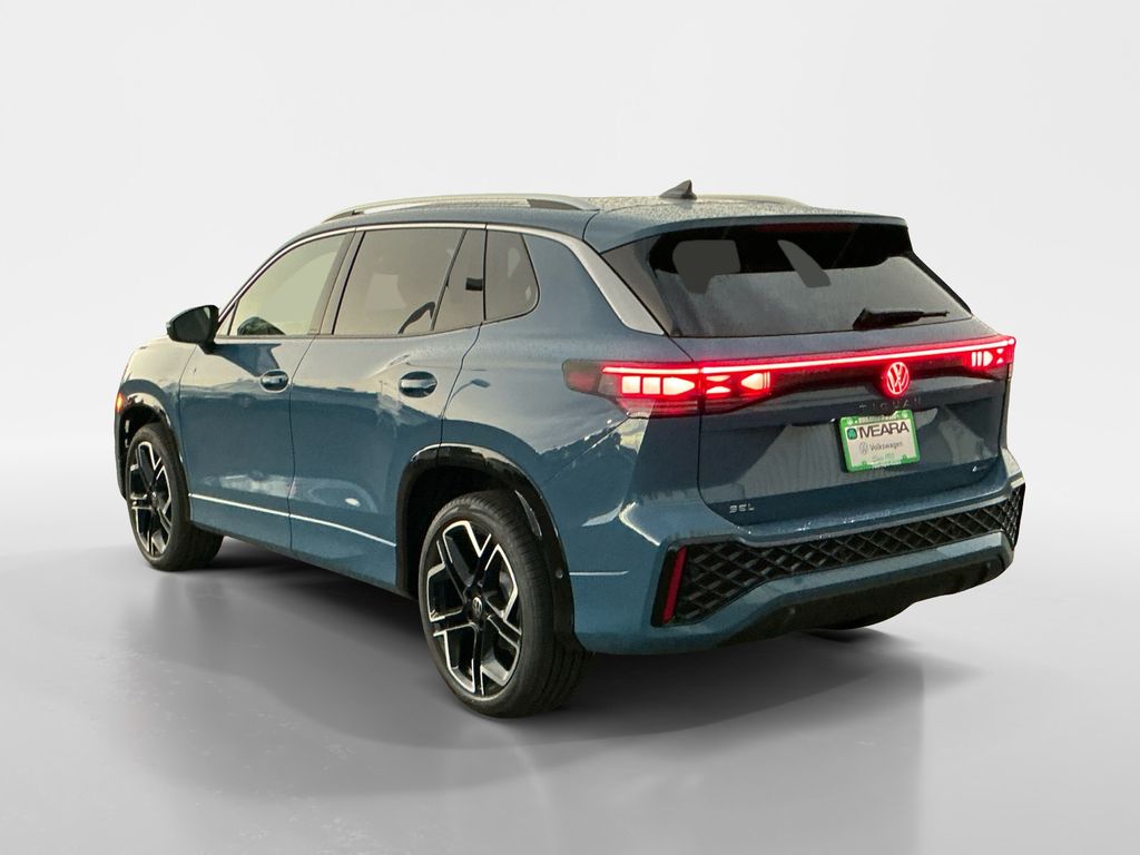 2025 Volkswagen Tiguan SEL R-Line Black photo 3