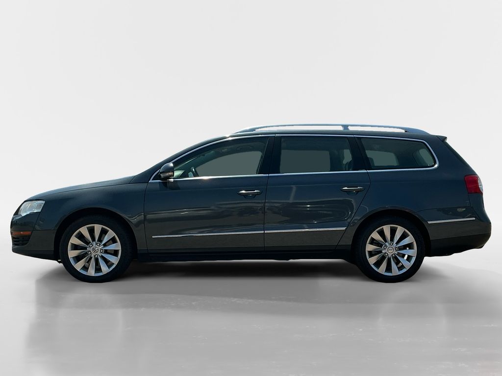 Used 2009 Volkswagen Passat Komfort with VIN WVWXK93C59E074842 for sale in Denver, CO