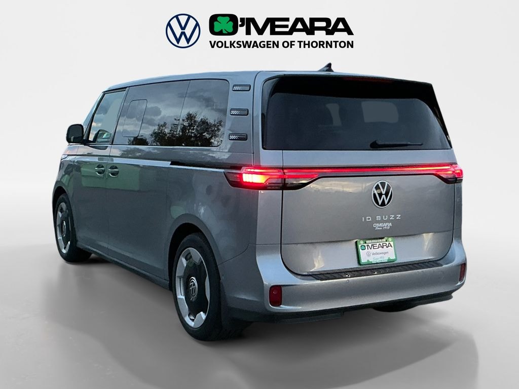 New 2025 Volkswagen ID. Buzz PRO S RWD Minivan/Van