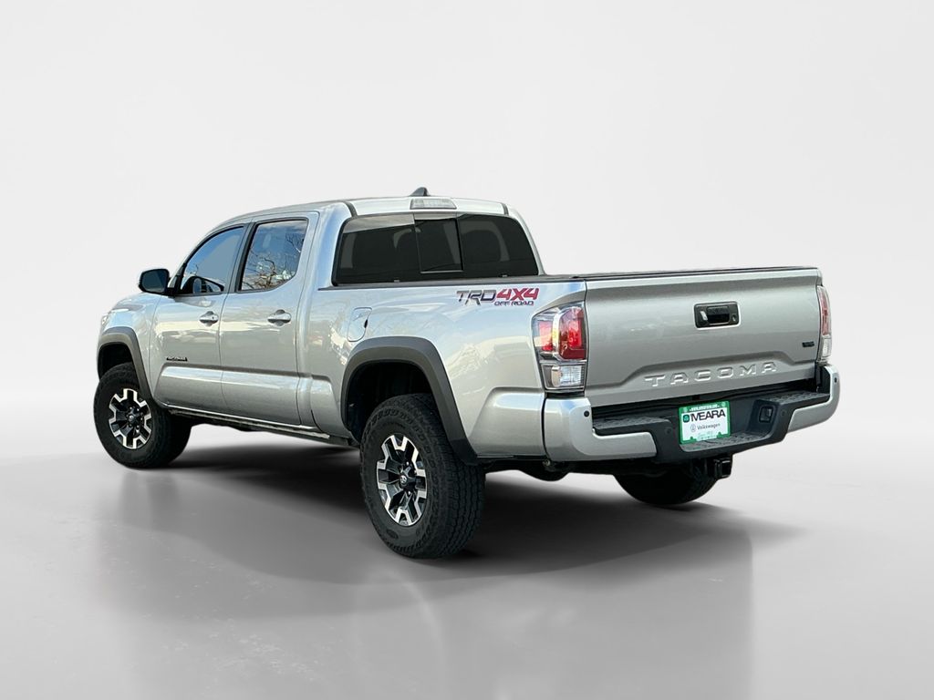 2023 Toyota Tacoma TRD Off-Road photo 3